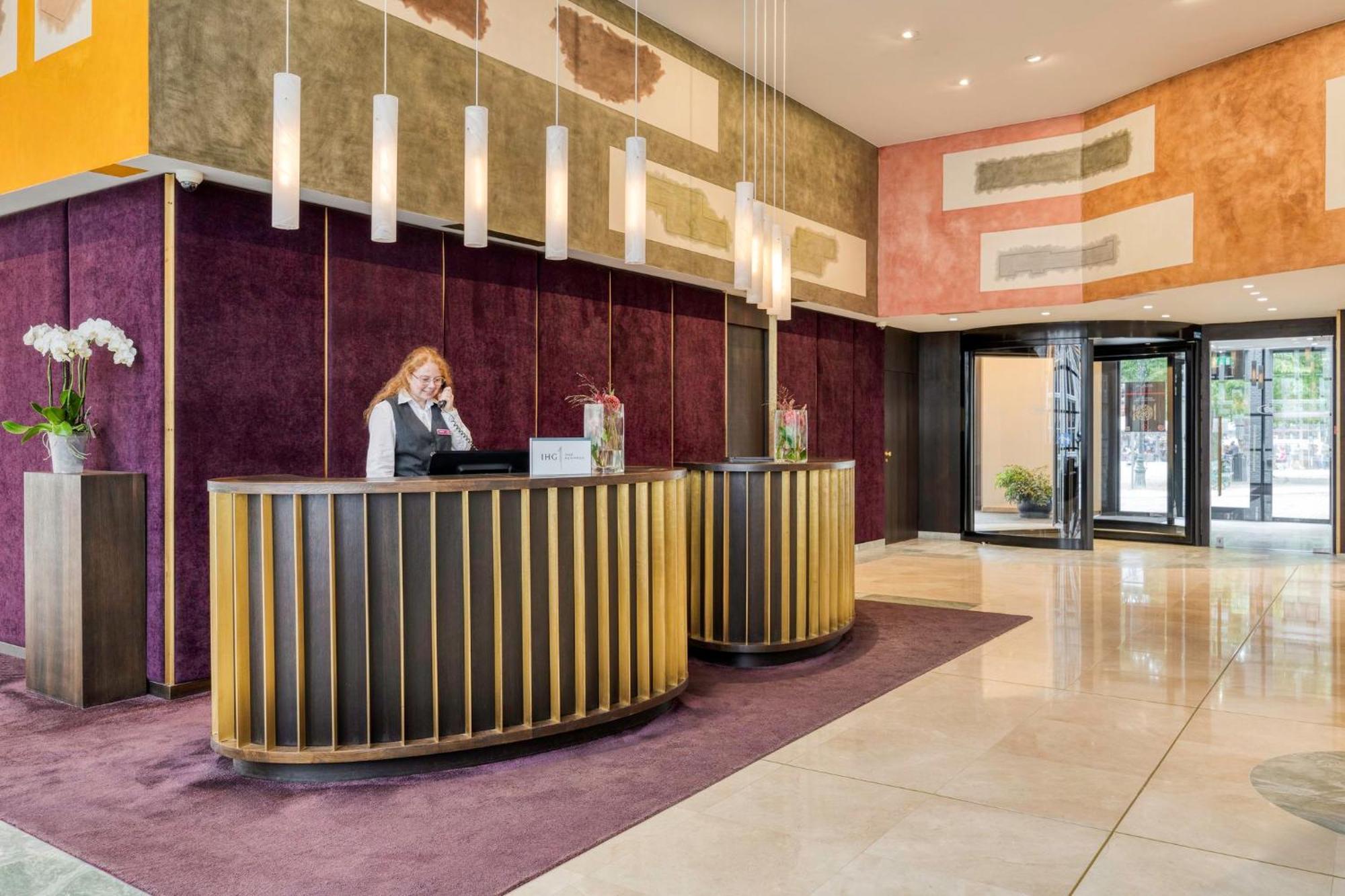 Crowne Plaza Hotel Brugge By Ihg Екстериор снимка